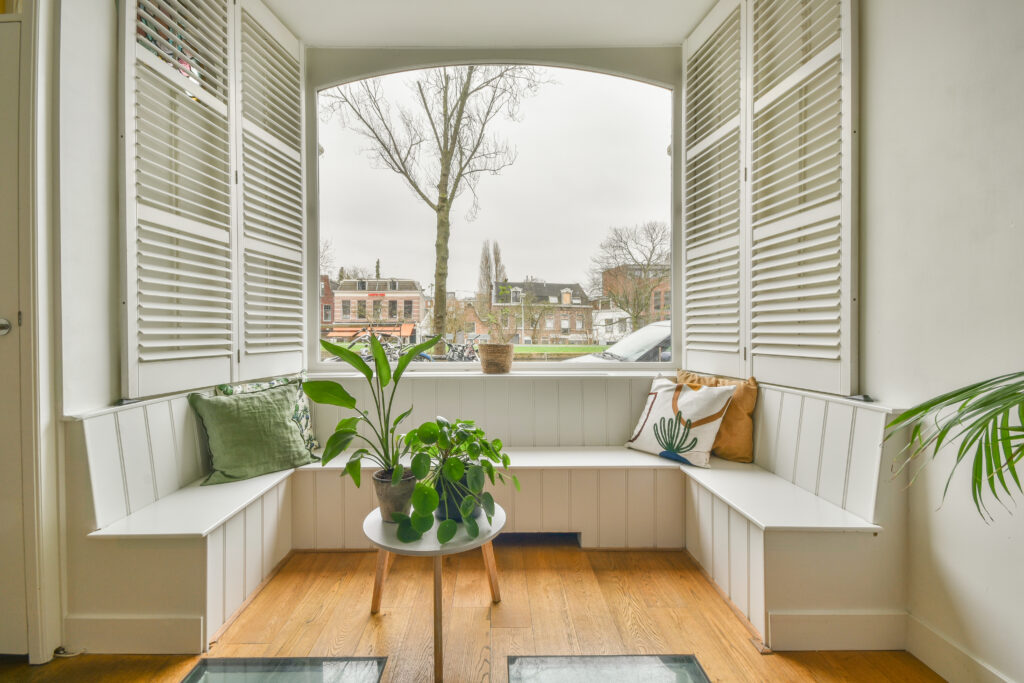 residential bay window installation